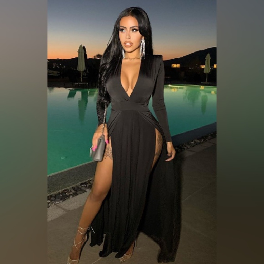 Elegant Black Evening Gown